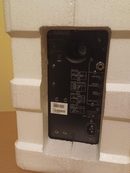 Boxe active Monitor Yamaha HS50M de exceptie noi in cutie (2)